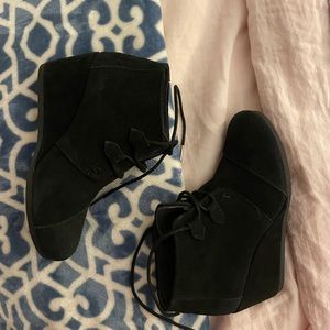 TOMS black booties!!!